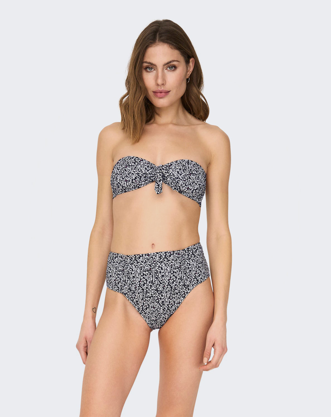 Lemon Leaf Collections