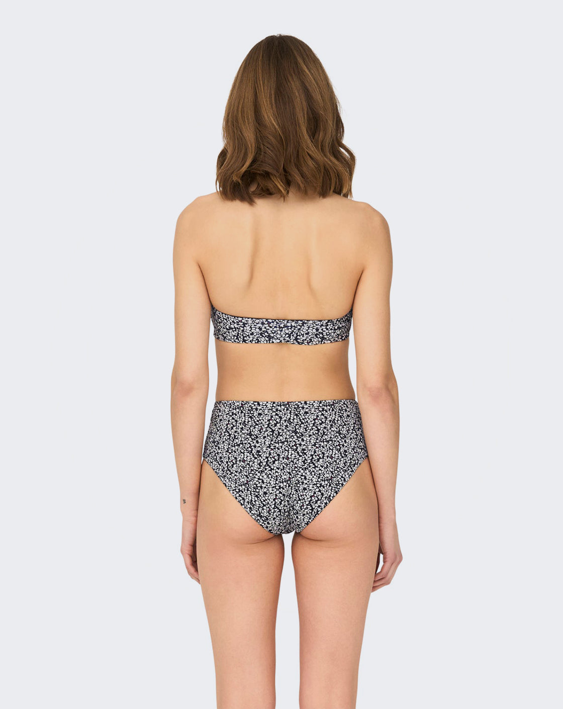 Lemon Leaf Collections